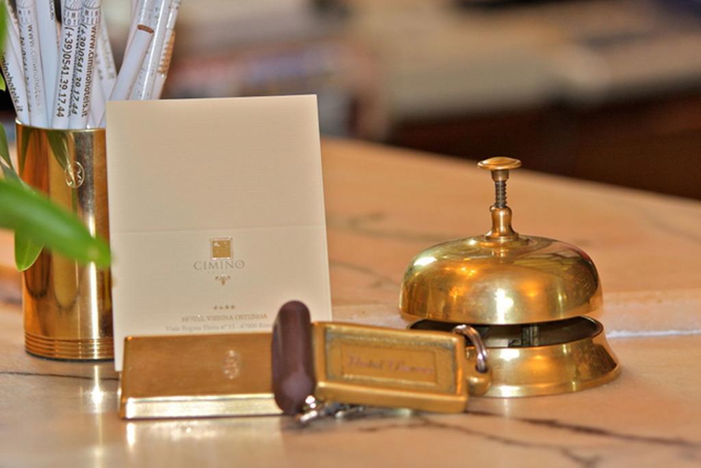 Hotel Vienna Ostenda E Ristorante Il Danubio ريميني المظهر الخارجي الصورة